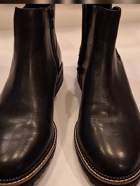 Lands’ End Black Leather Ankle Boots Women’s Size 8.5 Zip Classic New